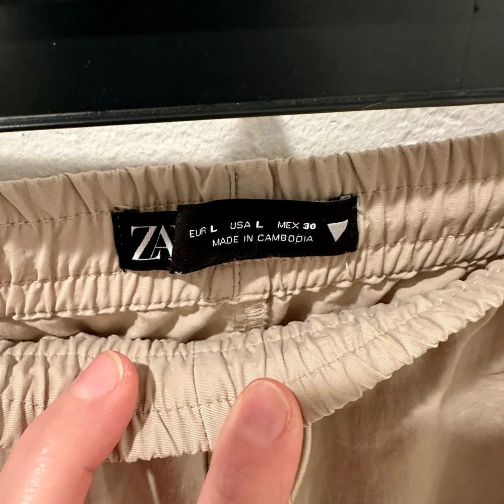 Zara Women's Beige Parachute Pants large - Picture 4 of 6